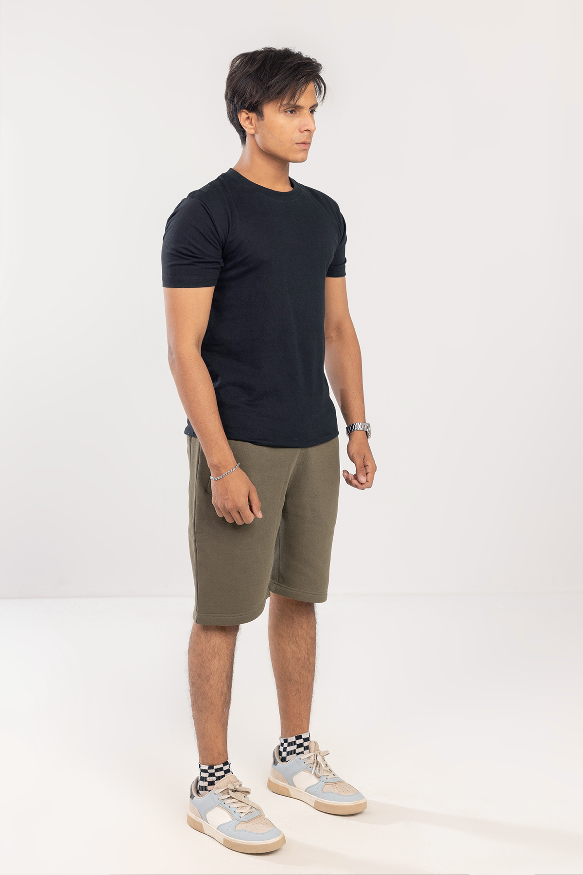 The Classic Men's T-Shirt Black - Image 3